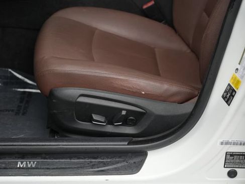 Used 2015 BMW 535i xDrive Sedan AWD/4WD image 16