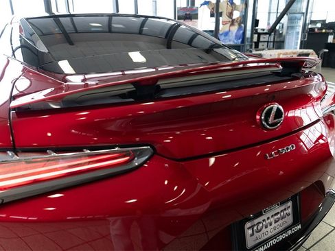 Used 2022 Lexus LC 500 Coupe w/ Performance Package image 24