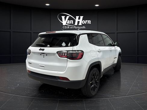 New 2026 Jeep Compass Latitude AWD/4WD image 7