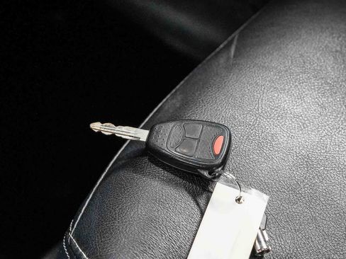Used 2014 Jeep Wrangler Unlimited Sahara w/ Connectivity Group AWD/4WD image 25