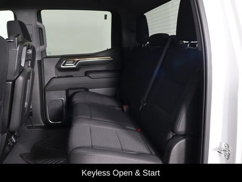 Used 2023 Chevrolet Silverado 1500 LT AWD/4WD image 16