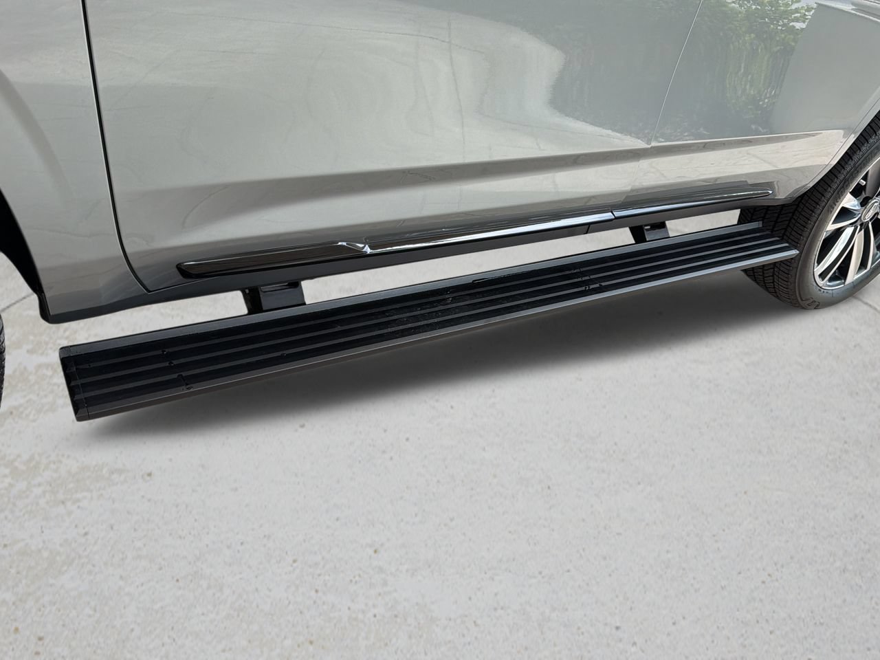 Used 2025 Cadillac Escalade Sport AWD/4WD image 10