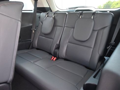 New 2025 Ford Explorer Active w/ Active Comfort Package image 44