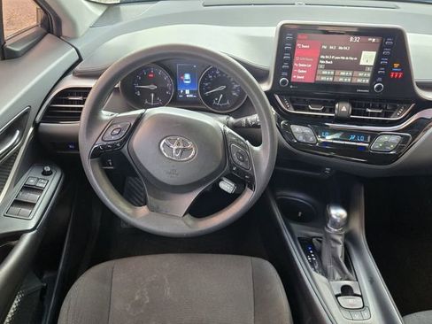 Used 2021 Toyota C-HR LE image 14