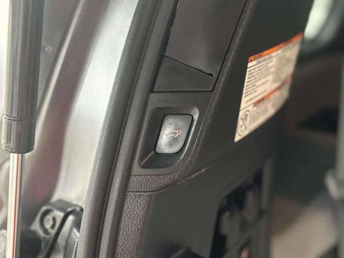 Used 2014 Toyota Sequoia Platinum image 22