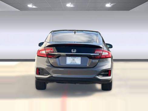 Certified 2018 Honda Clarity Touring image 10
