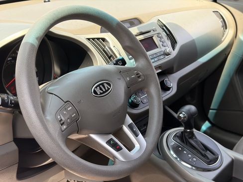 Used 2012 Kia Sportage LX w/ Convenience Pkg FWD image 16