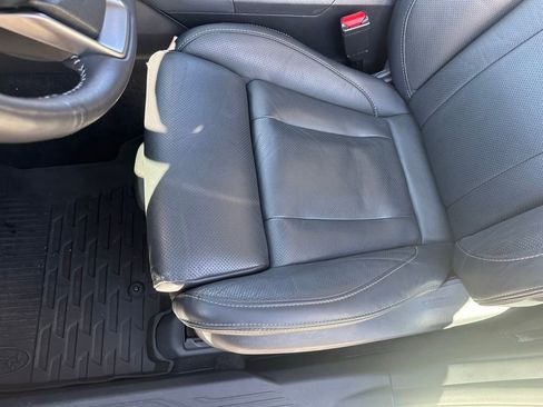 Used 2025 Subaru Outback Touring image 25