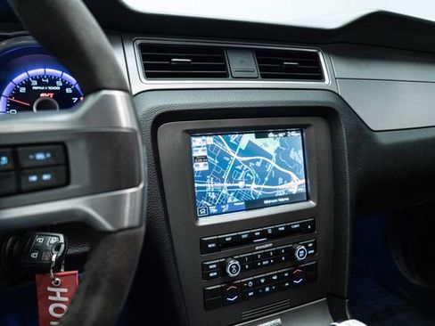 Used 2013 Ford Mustang Shelby GT500 image 27