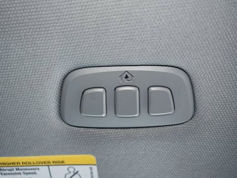 Used 2021 Ford F150 Lariat w/ Equipment Group 502A High image 42