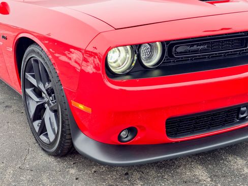 Used 2023 Dodge Challenger R/T w/ Plus Package image 10
