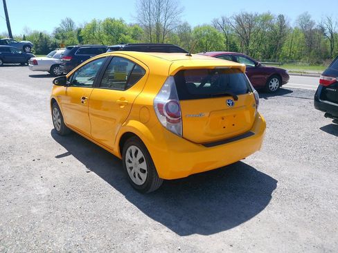 Used 2014 Toyota Prius C Two FWD image 20