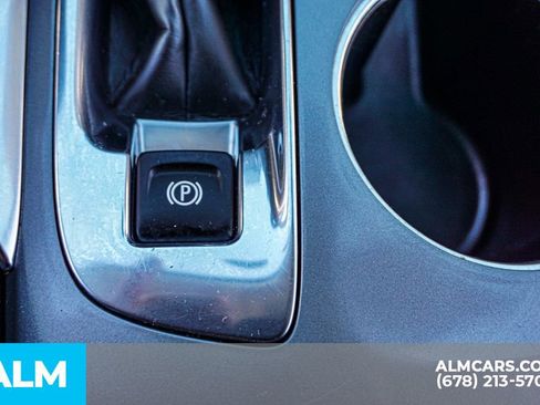 Used 2024 Chevrolet Malibu LT image 43