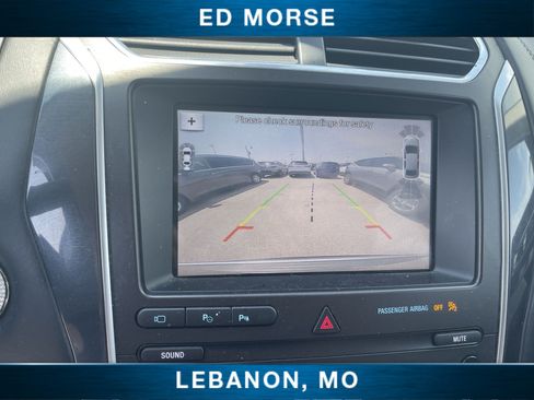 Used 2019 Ford Explorer Platinum AWD/4WD image 14
