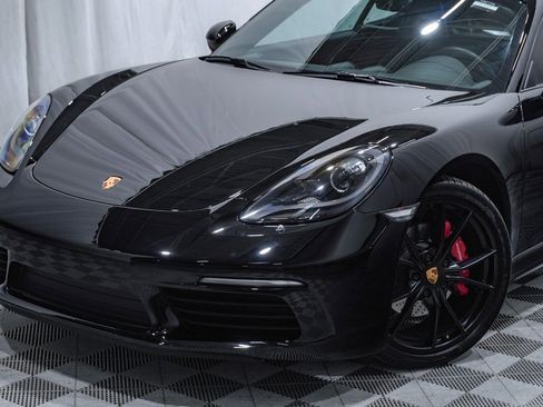 Used 2017 Porsche 718 Cayman S image 4