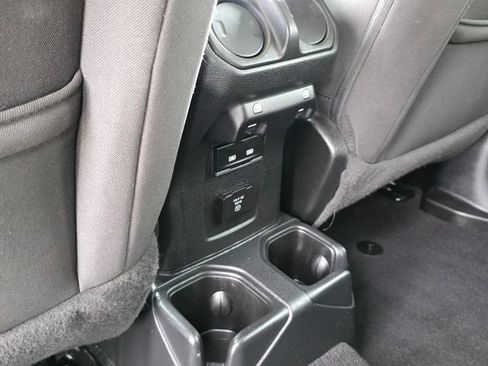 Used 2023 Jeep Wrangler Unlimited Rubicon AWD/4WD image 22