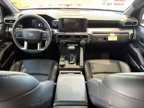 New 2026 Toyota 4Runner SR5 AWD/4WD image 21