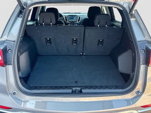 Used 2018 Chevrolet Equinox LT AWD/4WD image 25