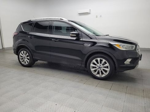 Used 2017 Ford Escape Titanium image 11