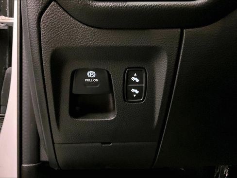 Used 2023 RAM 1500 Big Horn AWD/4WD image 37