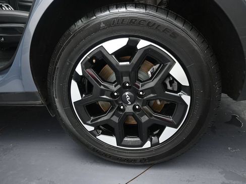 Used 2024 Kia Sorento S FWD image 38