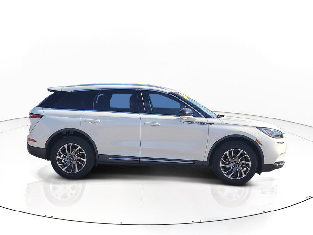 Used 2022 Lincoln Corsair FWD image 4