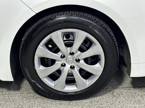 Used 2023 Toyota Corolla LE FWD image 24