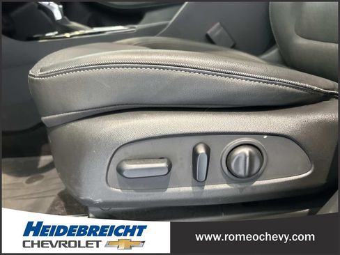 Used 2023 Buick Encore GX Select w/ Experience Buick Package AWD/4WD image 14
