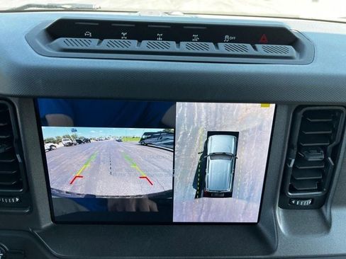 New 2025 Ford Bronco Badlands image 15