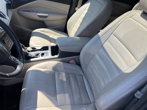 Used 2018 Ford Escape SEL w/ Ford Safe & Smart Package AWD/4WD image 12