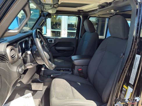 Used 2020 Jeep Wrangler Unlimited Sport S image 16