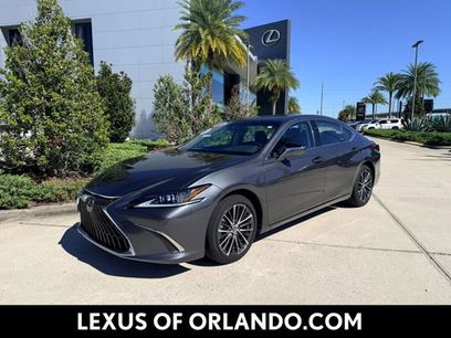 Certified 2025 Lexus ES 350 w/ Premium Package