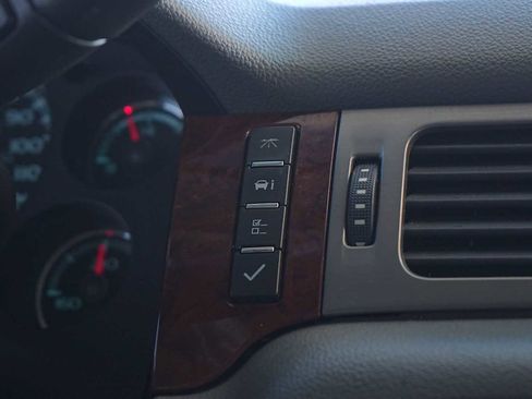 Used 2013 GMC Yukon SLT image 25