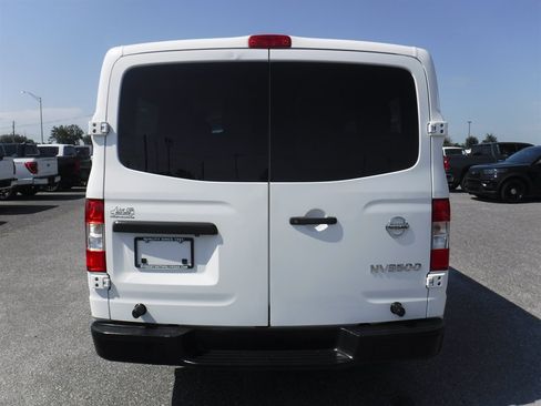 Used 2019 Nissan NV 3500 S RWD image 8
