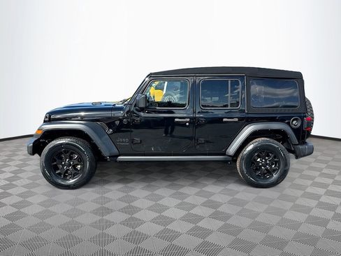 Used 2022 Jeep Wrangler Unlimited Sport image 9