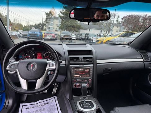 Used 2009 Pontiac G8 GT w/ Premium Package image 11