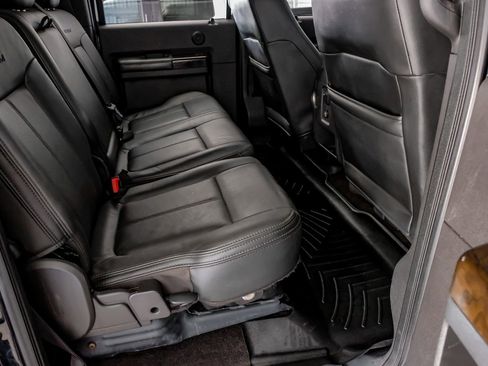 Used 2015 Ford F250 Platinum w/ FX4 Off-Road Package image 35