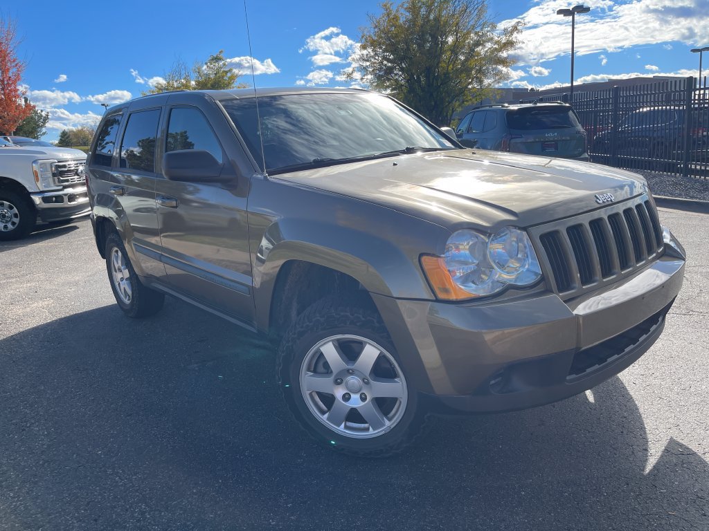 Used 2008 Jeep Grand Cherokee Laredo AWD/4WD image 1