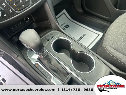 Used 2022 Chevrolet Equinox LT image 25