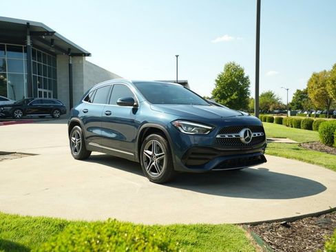 Used 2021 Mercedes-Benz GLA 250 GLA 250 image 10