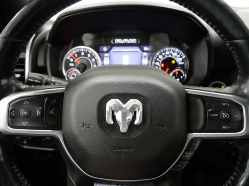 Used 2019 RAM 1500 Big Horn AWD/4WD image 15