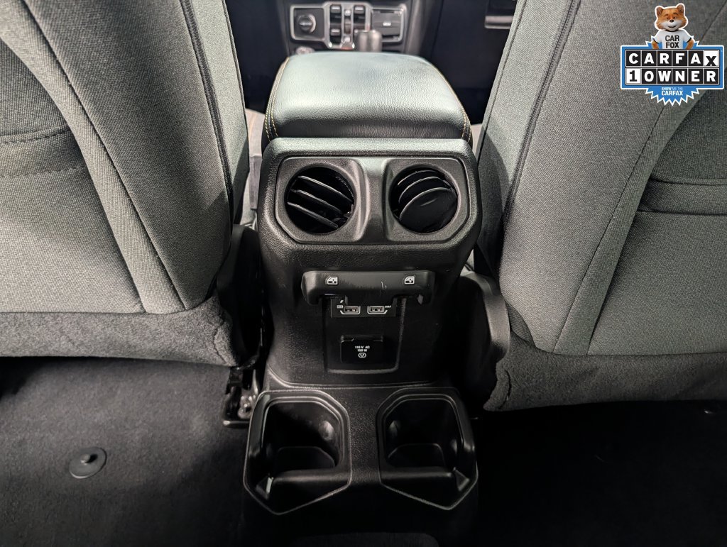 Used 2026 Jeep Wrangler Unlimited Sahara AWD/4WD image 29