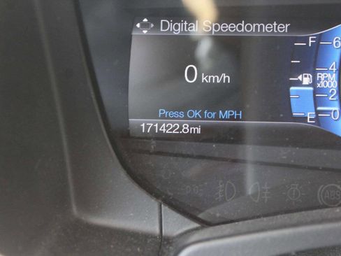 Used 2017 Ford Expedition EL XLT w/ Equipment Group 202A AWD/4WD image 9