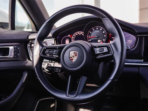 Used 2023 Porsche Panamera Platinum Edition image 13