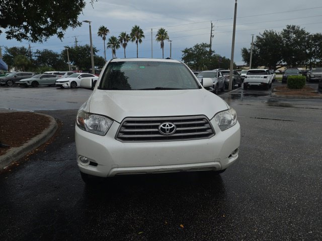 Used 2010 Toyota Highlander SE FWD image 4