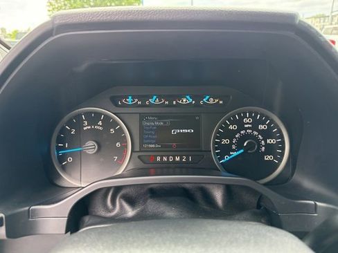 Used 2016 Ford F150 XLT w/ Equipment Group 302A Luxury AWD/4WD image 29