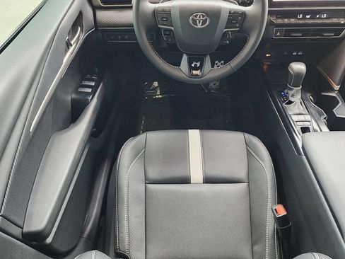 Used 2025 Toyota Camry SE w/ Multimedia Upgrade Package FWD image 11