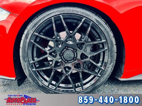 Used 2021 Ford Mustang GT RWD image 6