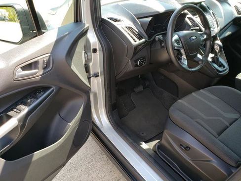 Used 2017 Ford Transit Connect XLT image 10