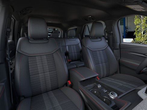 New 2026 Ford Explorer ST-Line w/ ST-Line Street Pack AWD/4WD image 10